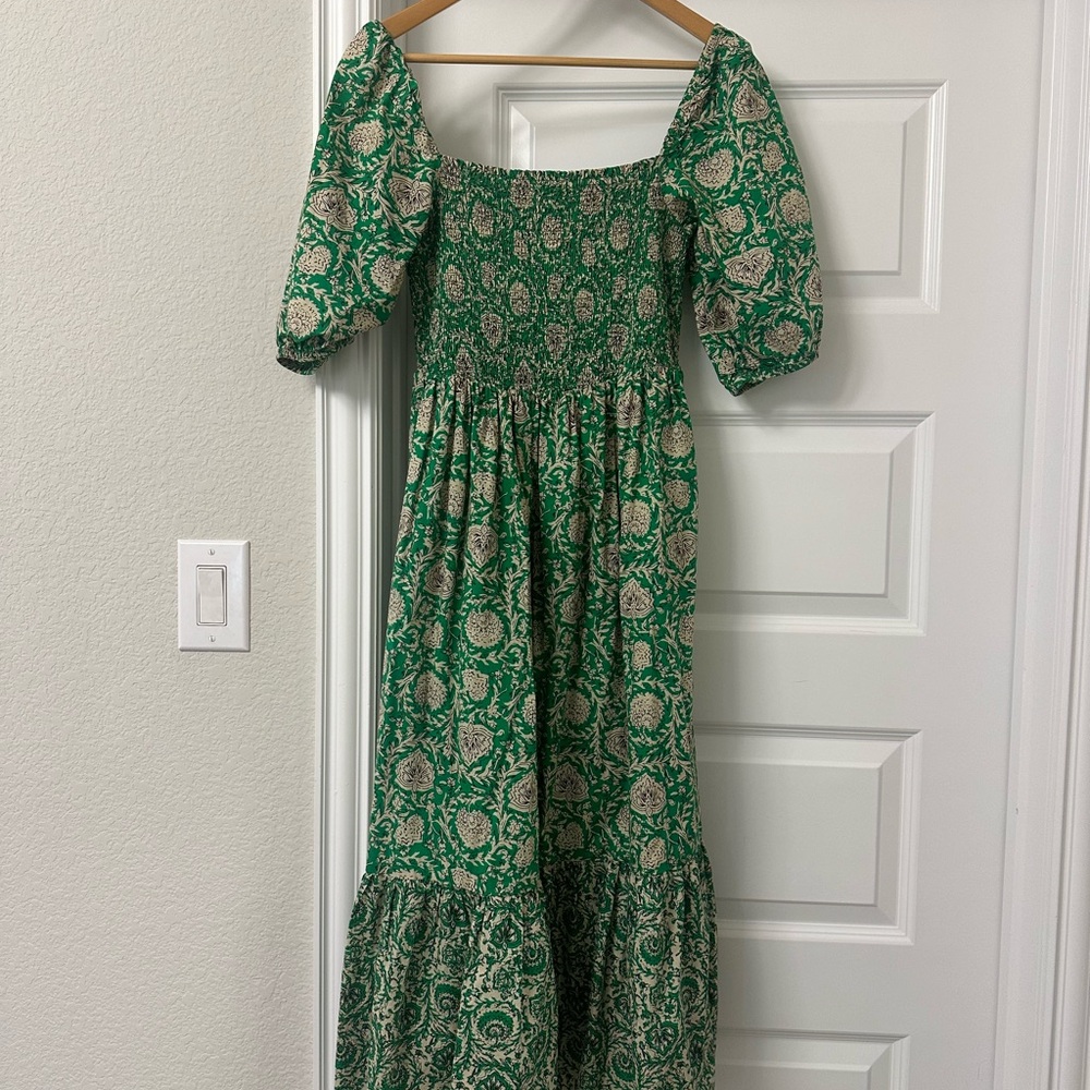 House of Harlow 1960 Green and Cream Midi Dress